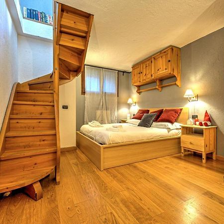 Casa Julie - Accogliente Rifugio Nella Quiete - Cour 0157 Appartement Courmayeur Buitenkant foto