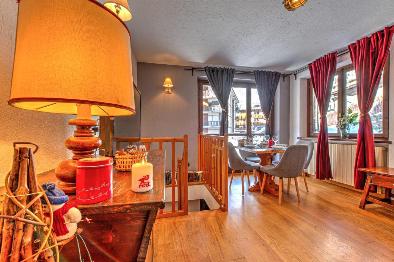 Casa Julie - Accogliente Rifugio Nella Quiete - Cour 0157 Appartement Courmayeur Buitenkant foto